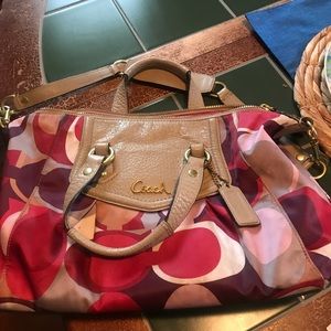 Coach purse. In good condition